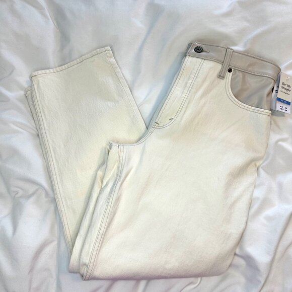 A&F Mixed Fabric Ultra High Rise 90s Slim Straight Jean 31/12 Short - NEW - Picture 9 of 9